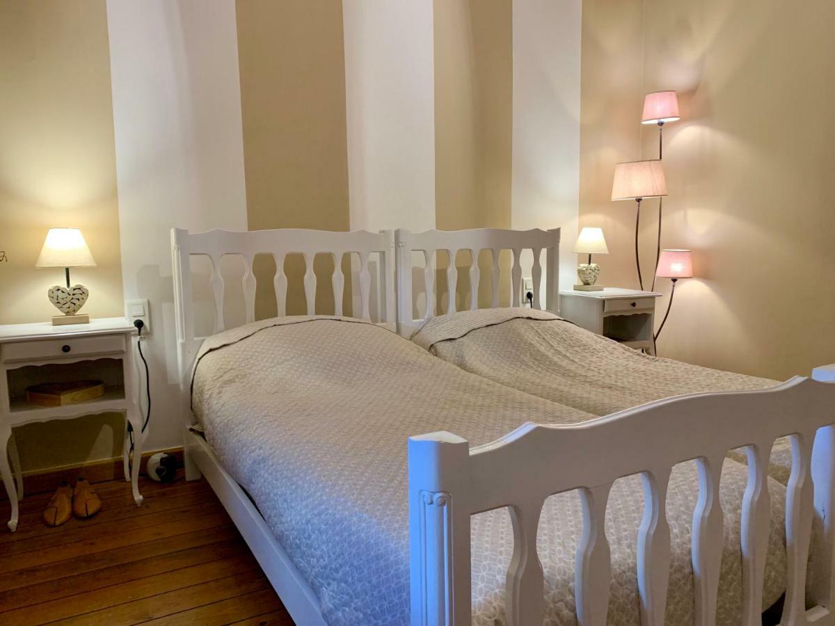Le Carre Des Arts Hotel Le Cateau-Cambresis Kültér fotó
