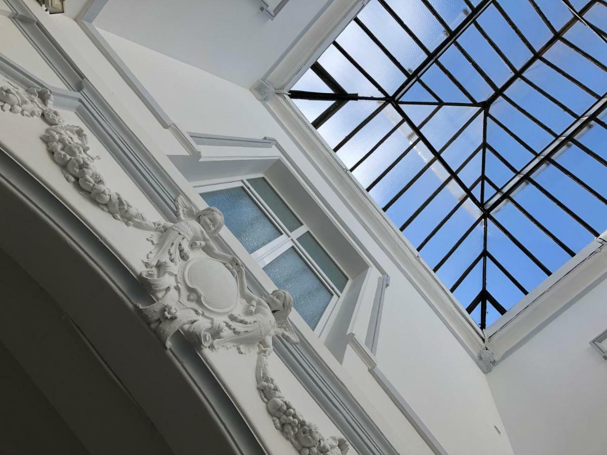 Le Carre Des Arts Hotel Le Cateau-Cambresis Kültér fotó