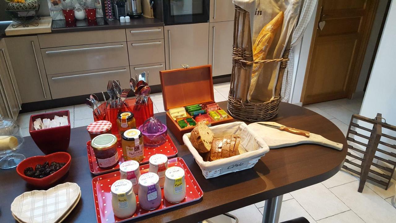 Le Carre Des Arts Hotel Le Cateau-Cambresis Kültér fotó